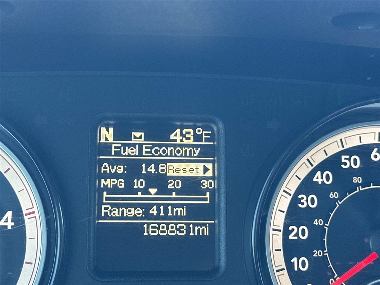 RAM 2500 Big Horn 4x4 Crew Cab 6'4" Box 2017