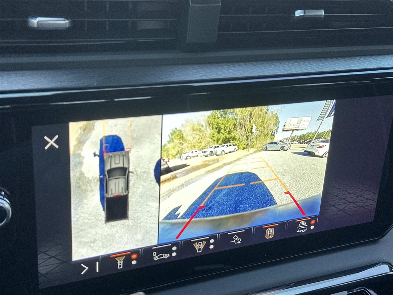 GMC Sierra 2500HD 4WD Crew Cab 159" AT4X 2024