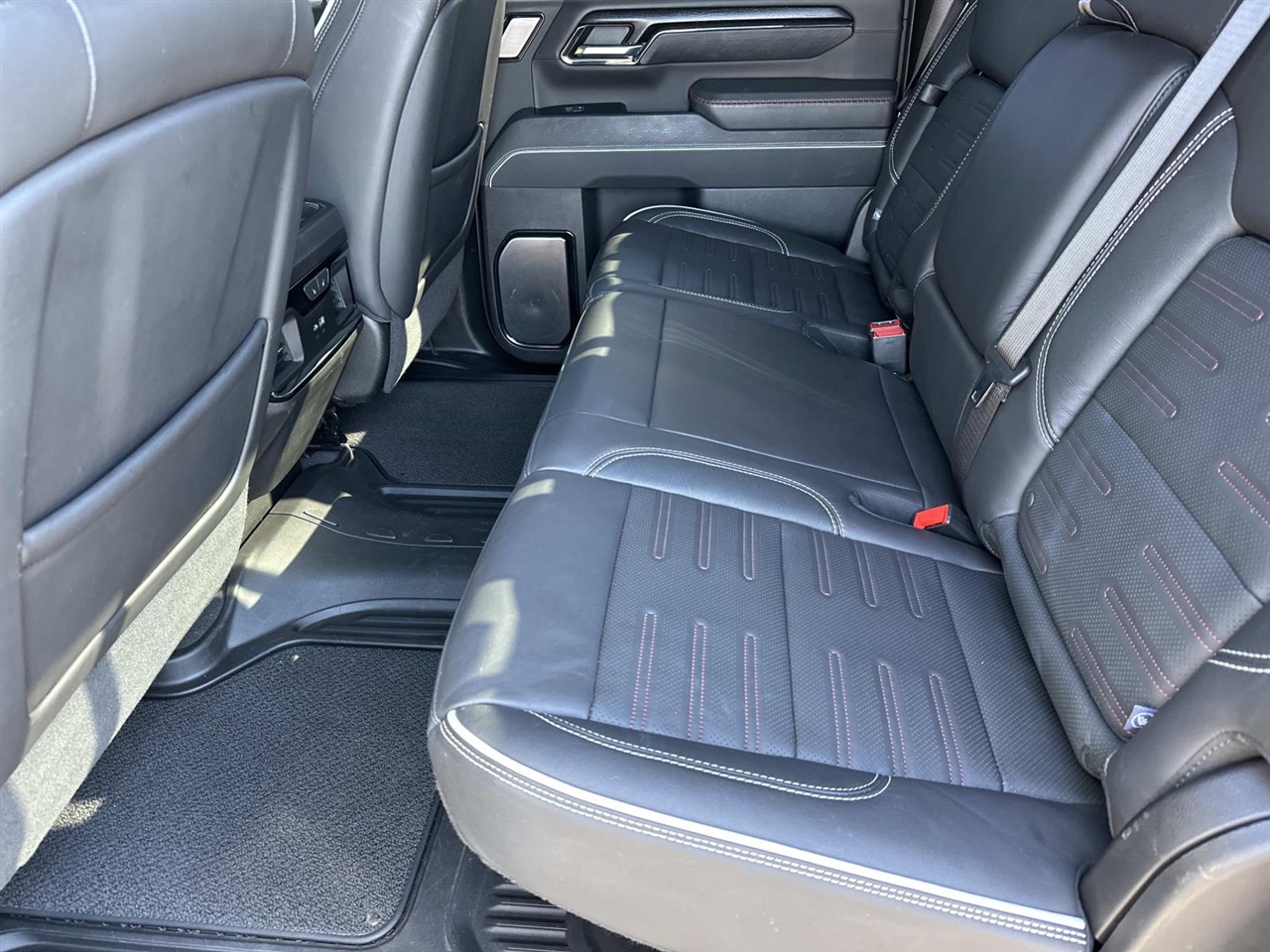 GMC Sierra 2500HD 4WD Crew Cab 159" AT4X 2024