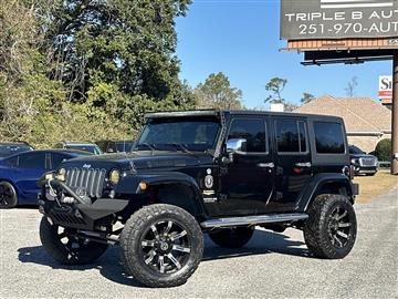 2015 Jeep Wrangler Unlimited 4WD 4dr Sahara