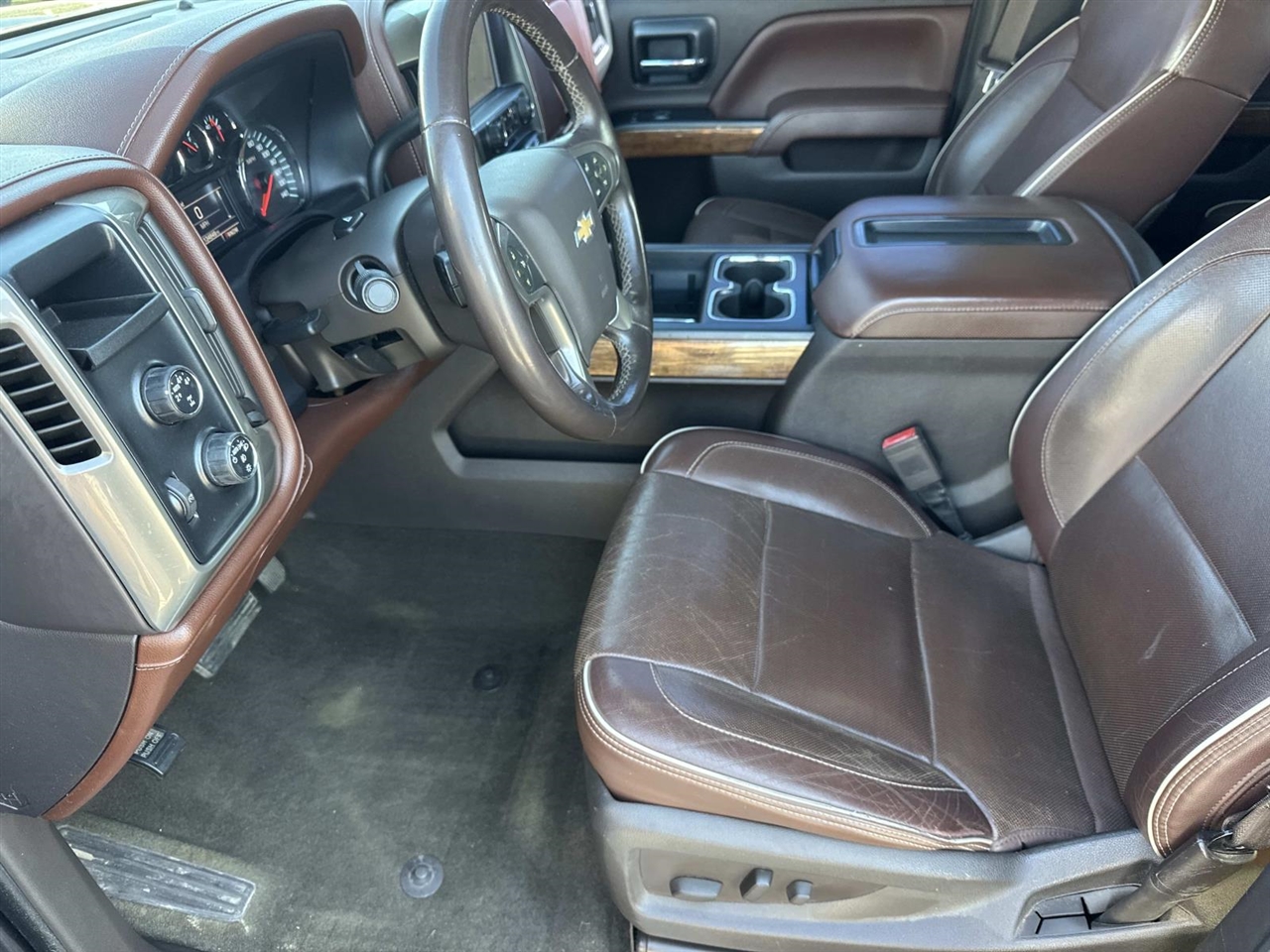 Chevrolet Silverado 1500 4WD Crew Cab 143.5" High Country 2014