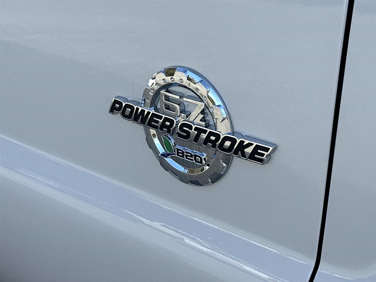 Ford Super Duty F-350 DRW 4WD Crew Cab 172" Platinum 2016