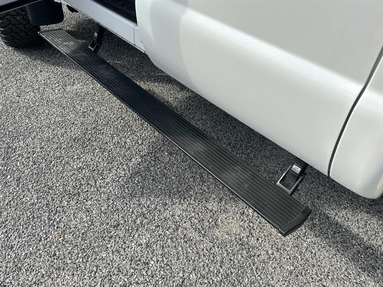 Ford Super Duty F-350 DRW 4WD Crew Cab 172" Platinum 2016