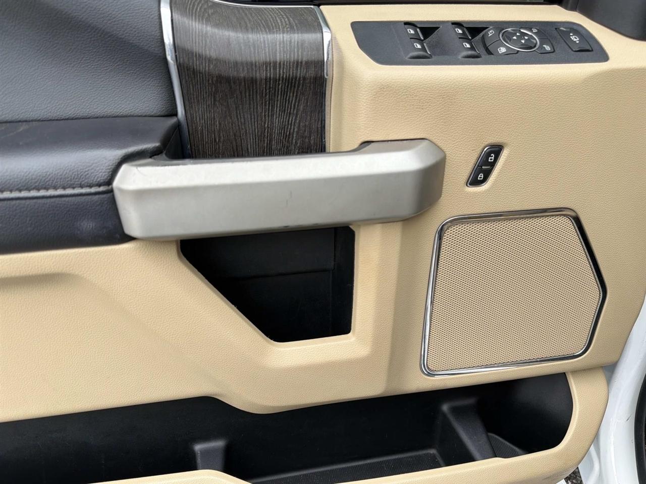 2021 Ford Super Duty F-250 SRW Lariat 4WD Crew Cab 6.75' Box