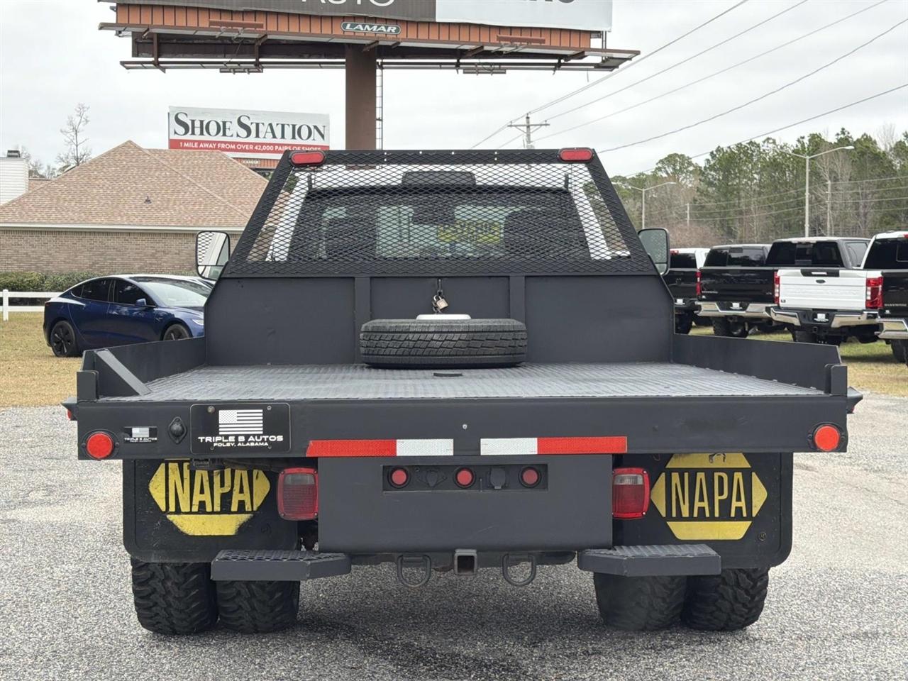 RAM 3500 4WD Reg Cab 143" WB 60" CA Tradesman 2015