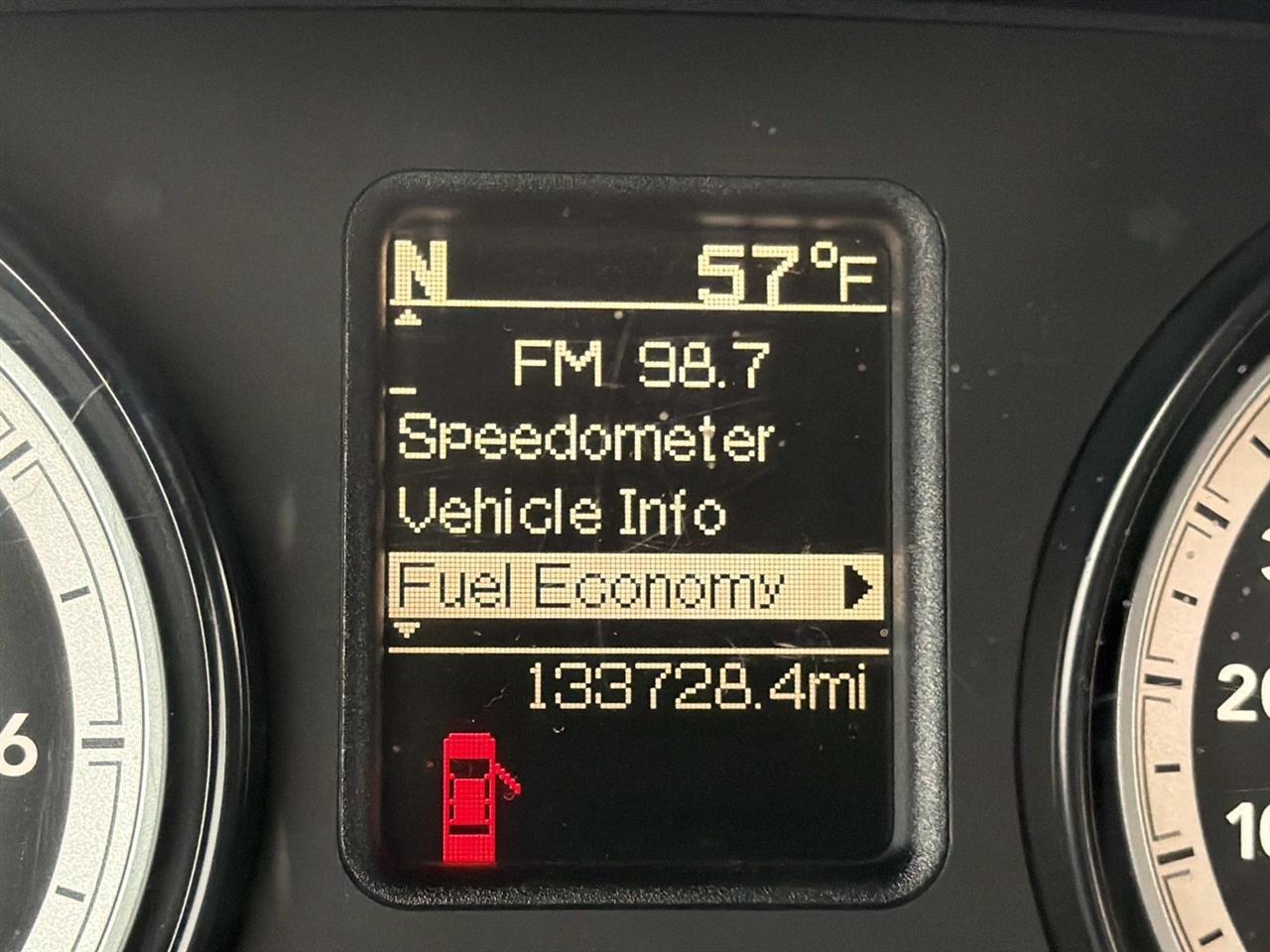 RAM 3500 4WD Reg Cab 143" WB 60" CA Tradesman 2015