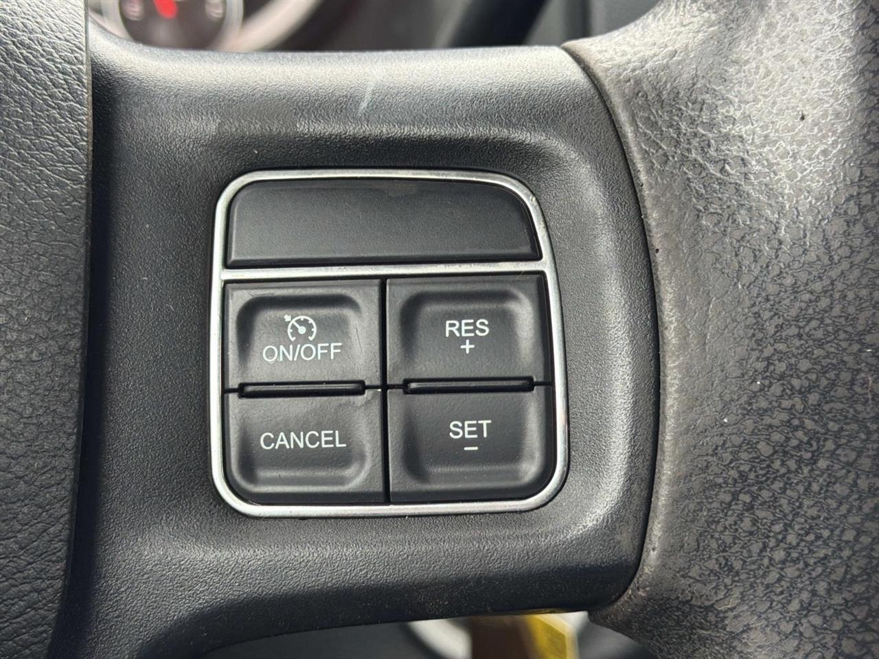 RAM 3500 4WD Reg Cab 143" WB 60" CA Tradesman 2015