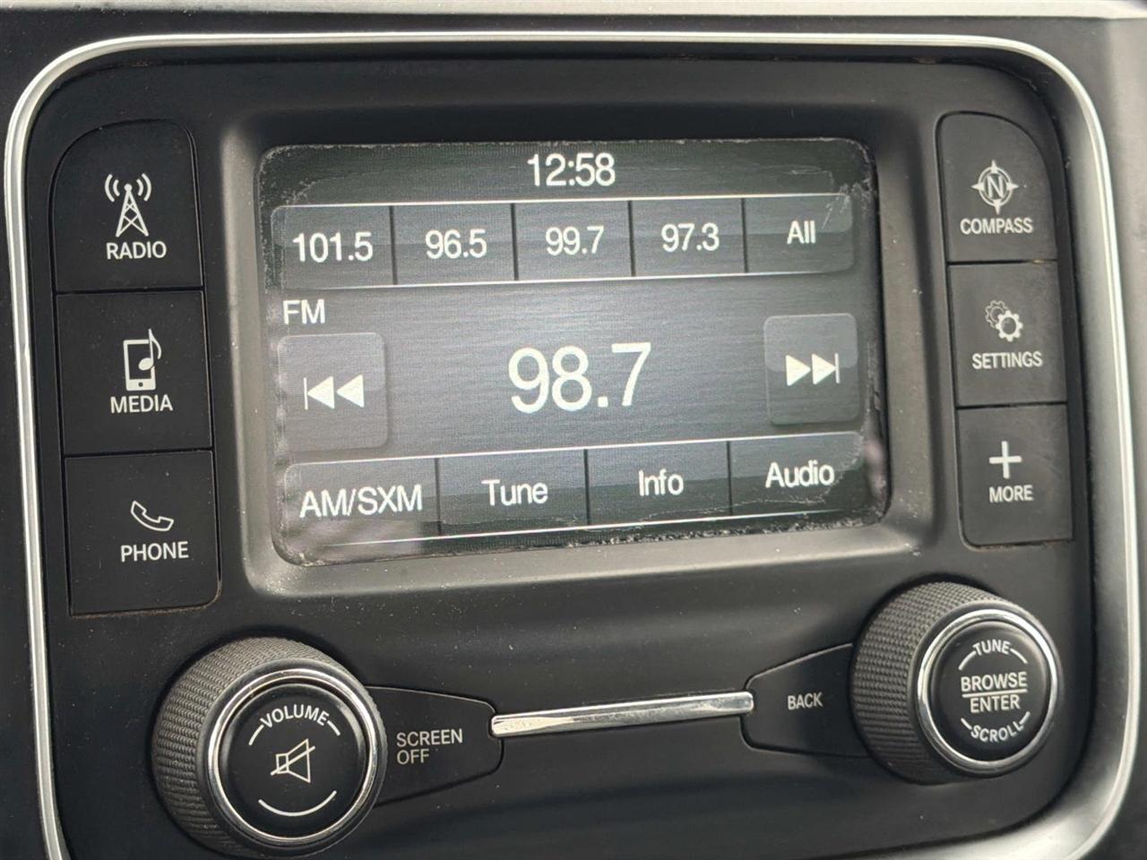 RAM 3500 4WD Reg Cab 143" WB 60" CA Tradesman 2015