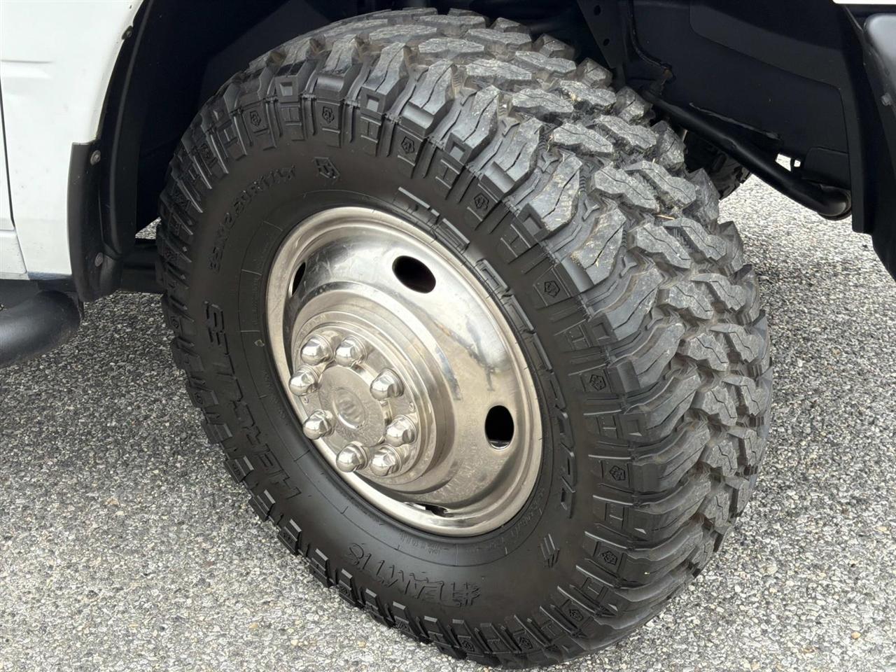 RAM 3500 4WD Reg Cab 143" WB 60" CA Tradesman 2015