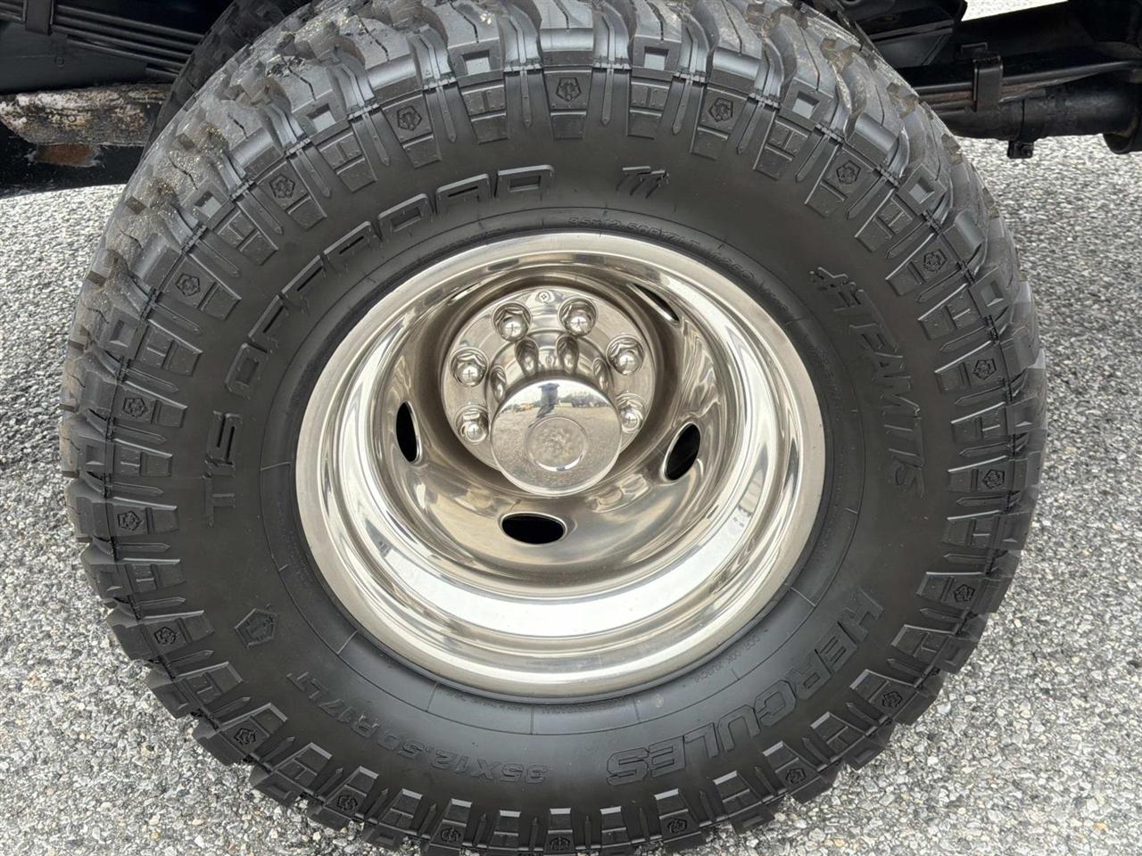 RAM 3500 4WD Reg Cab 143" WB 60" CA Tradesman 2015