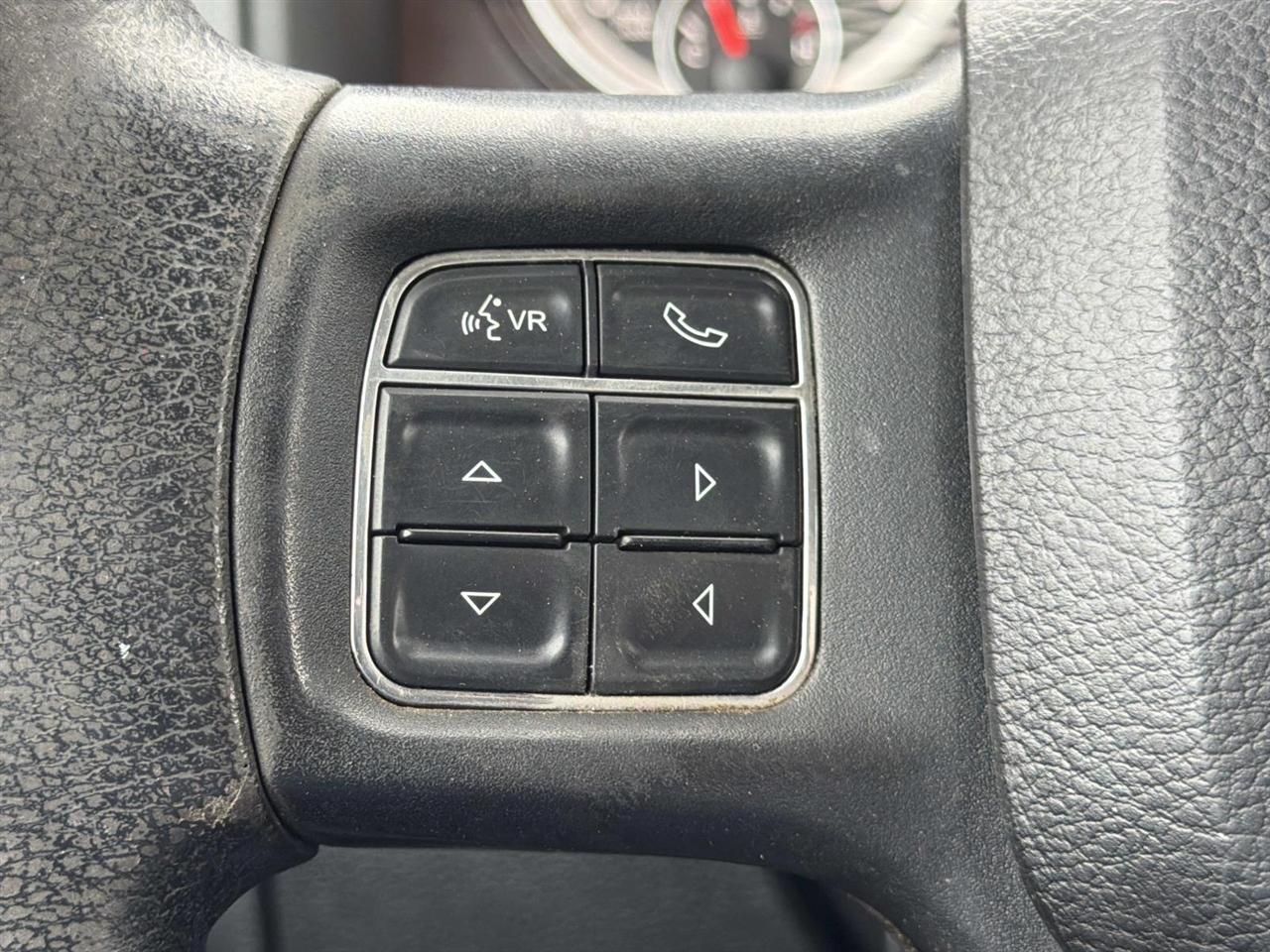 RAM 3500 4WD Reg Cab 143" WB 60" CA Tradesman 2015