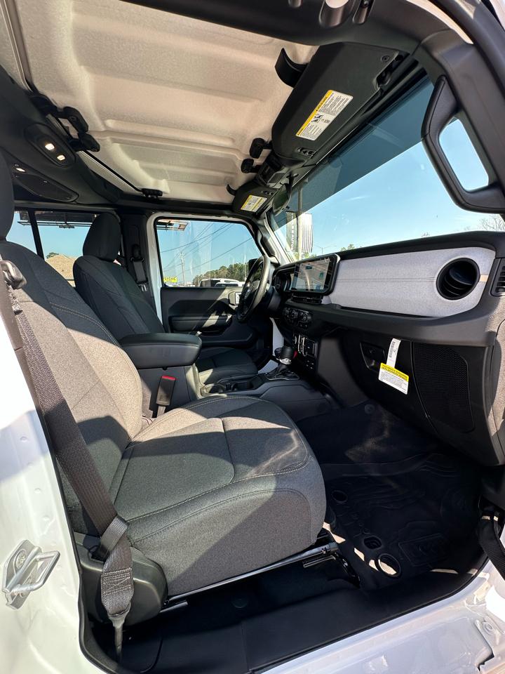 Jeep Gladiator Sport 4x4 2025