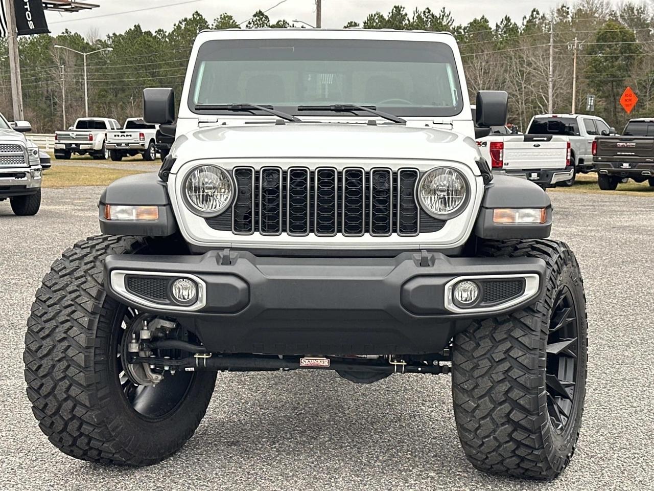 Jeep Gladiator Sport 4x4 2025