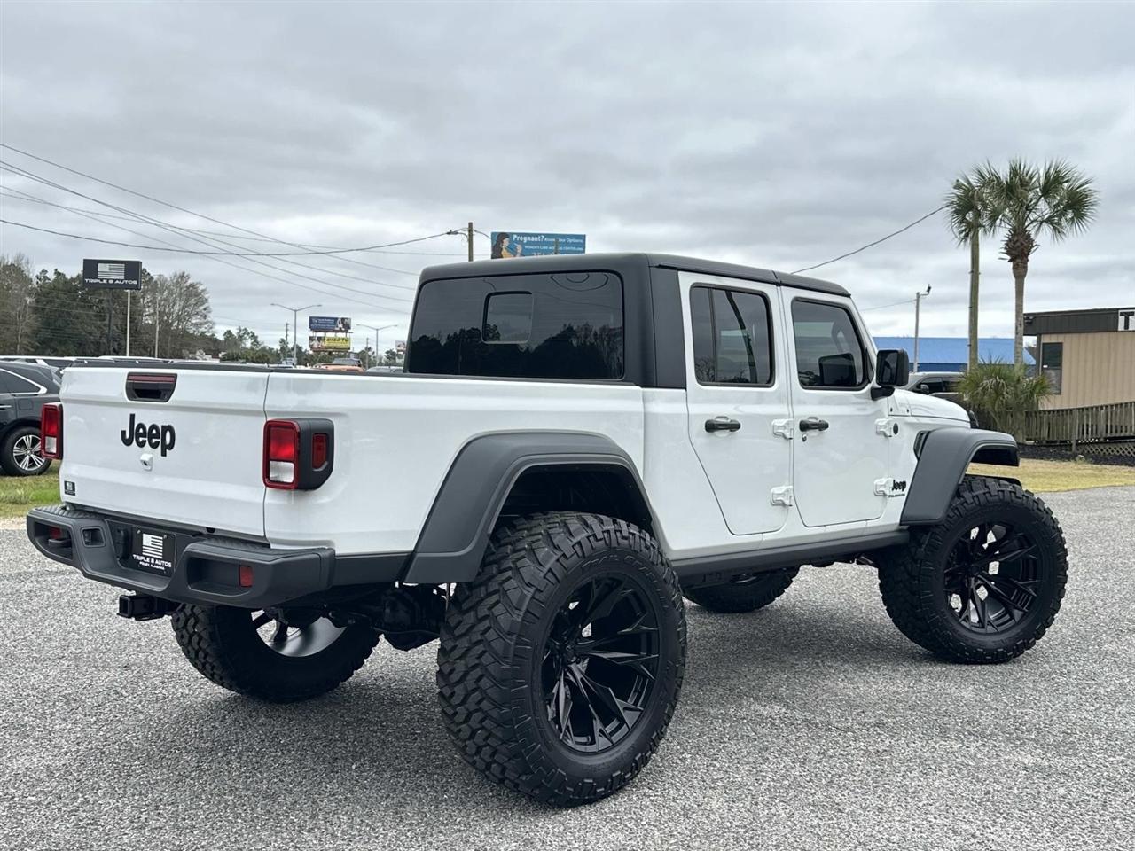Jeep Gladiator Sport 4x4 2025