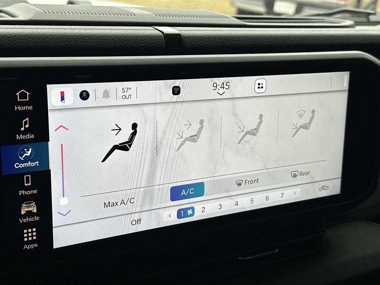 Jeep Gladiator Sport 4x4 2025