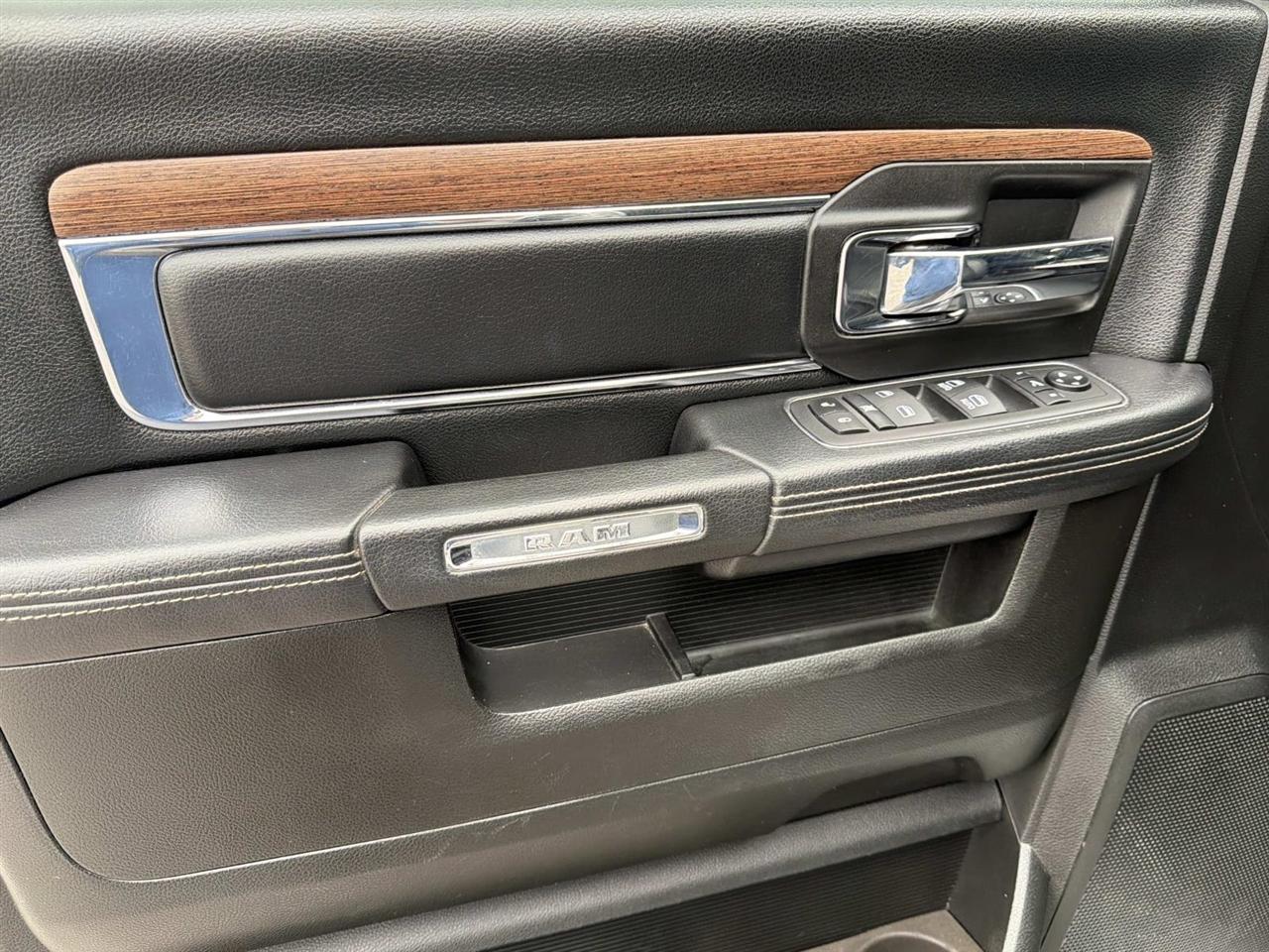 RAM 2500 Laramie 4x4 Crew Cab 6'4" Box 2018