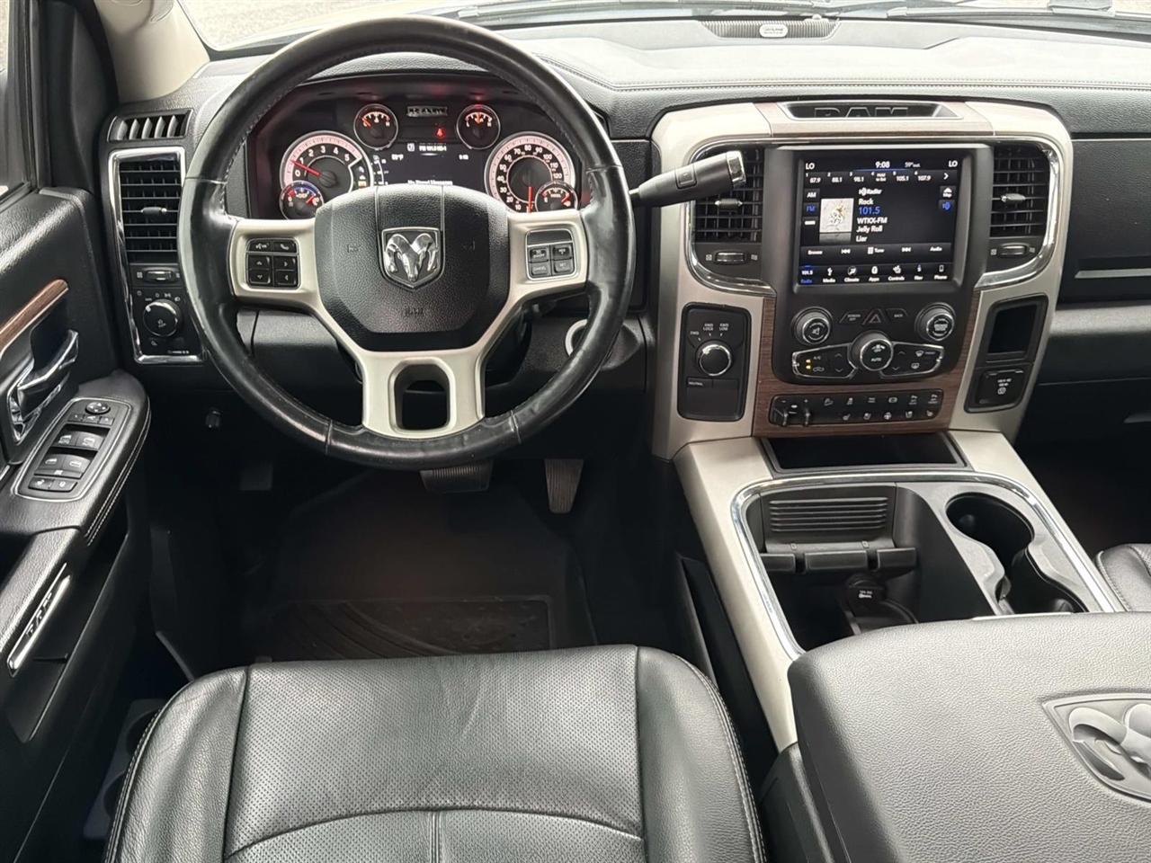 RAM 2500 Laramie 4x4 Crew Cab 6'4" Box 2018