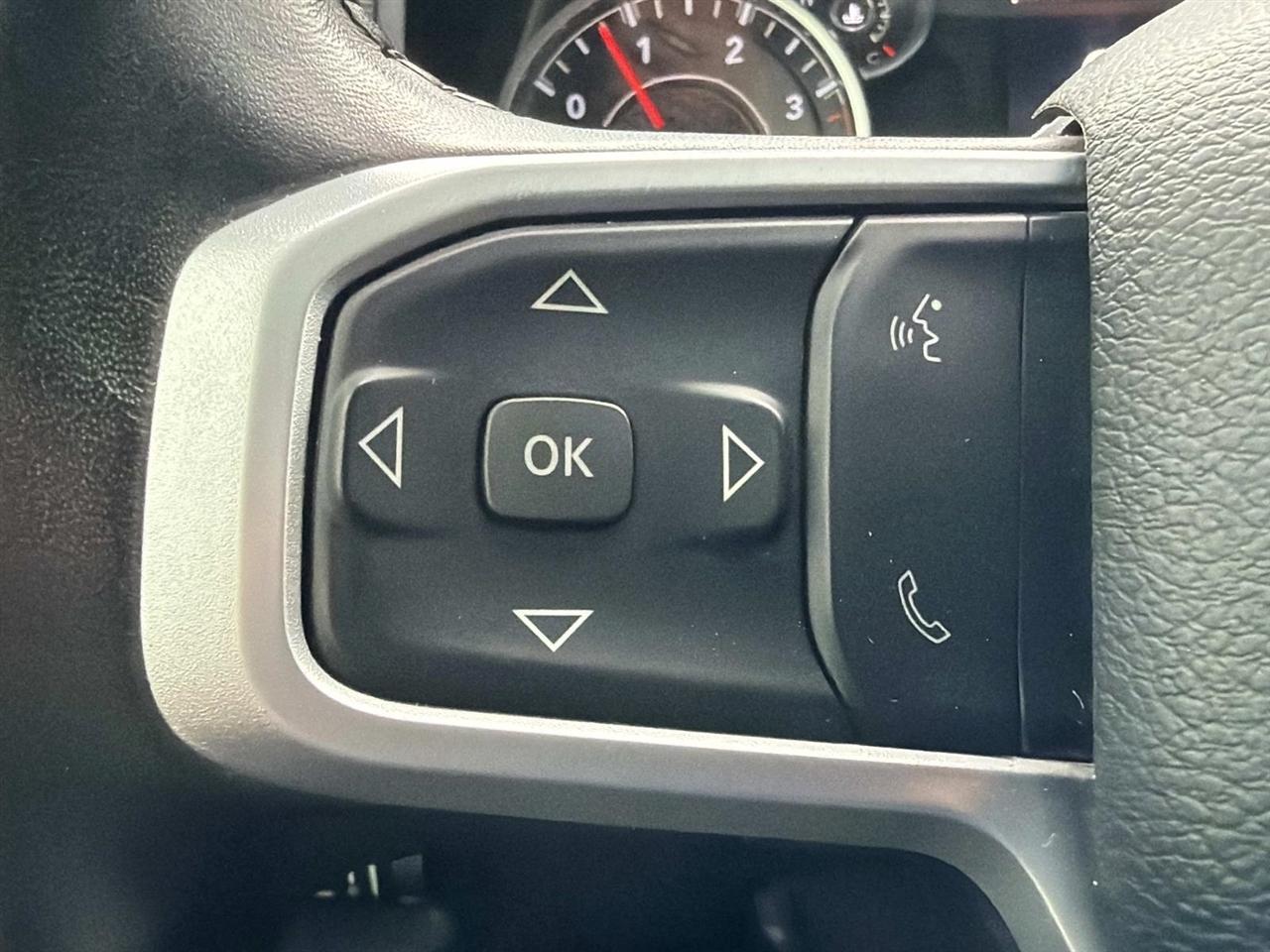 RAM 2500 Big Horn 4x4 Crew Cab 6'4" Box 2024