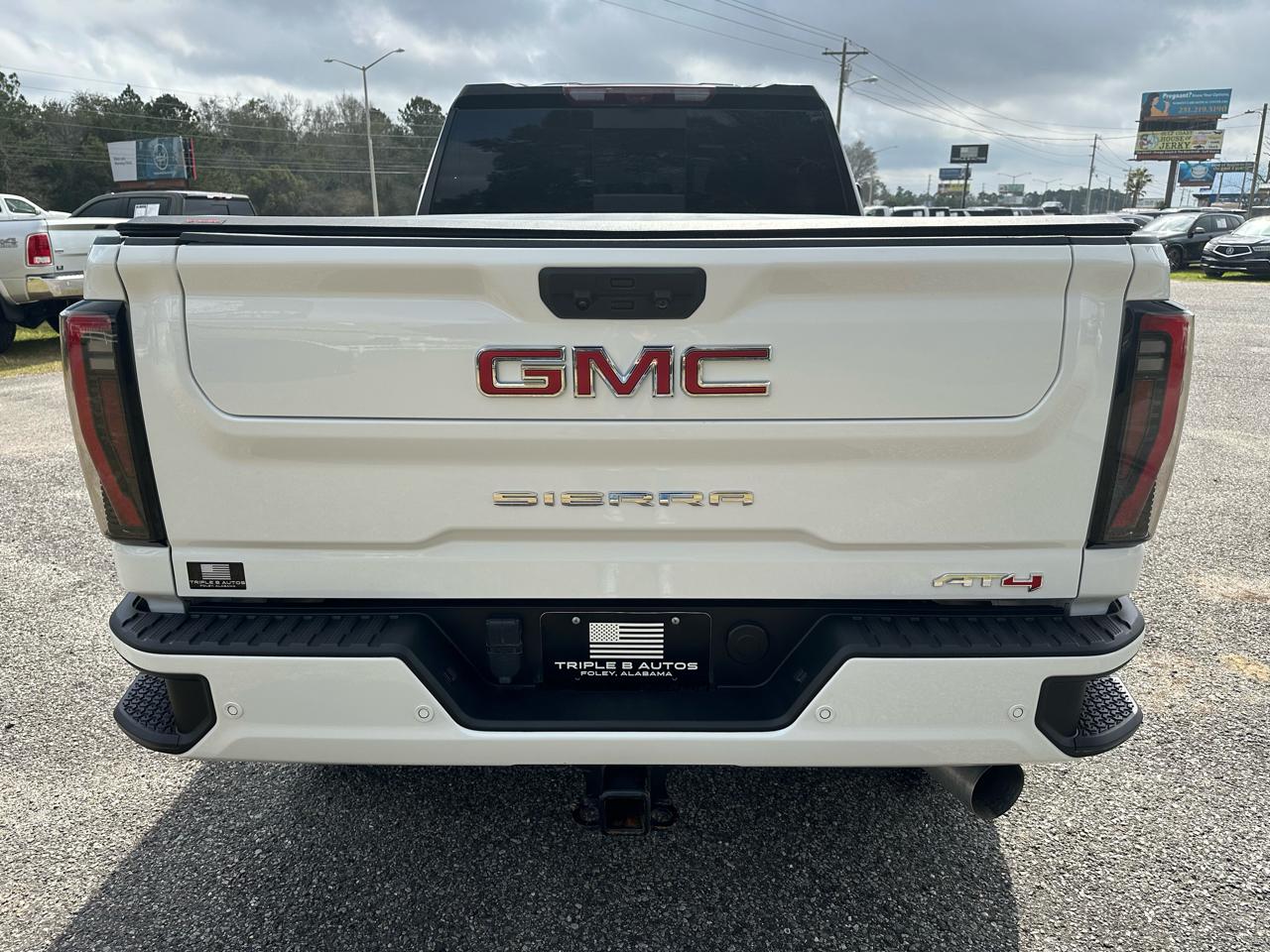 GMC Sierra 2500HD 4WD Crew Cab 159" AT4 2024