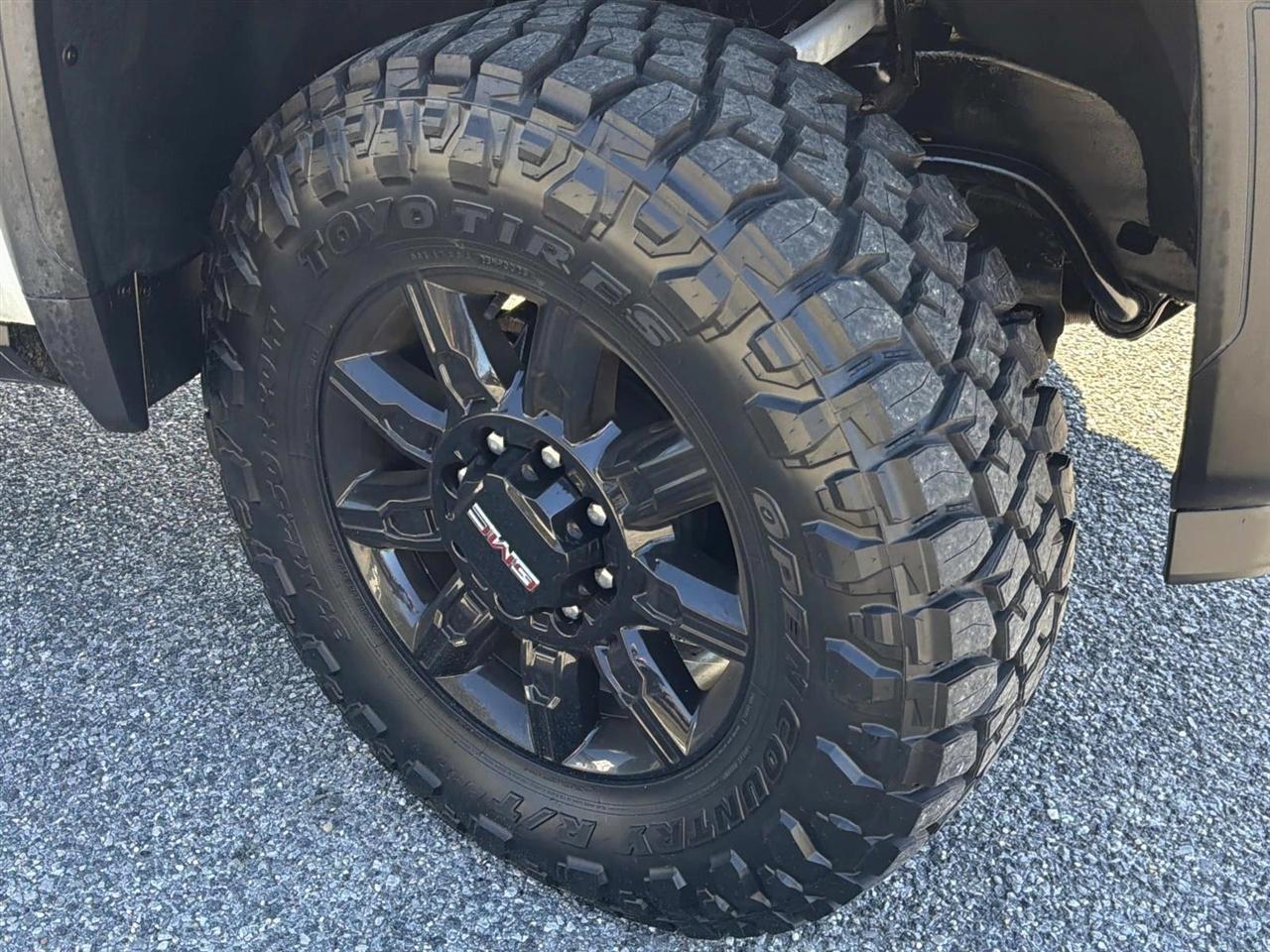 GMC Sierra 2500HD 4WD Crew Cab 159" AT4 2024