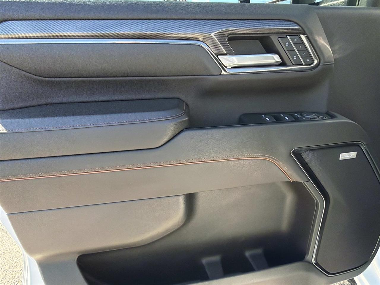 GMC Sierra 2500HD 4WD Crew Cab 159" AT4 2024