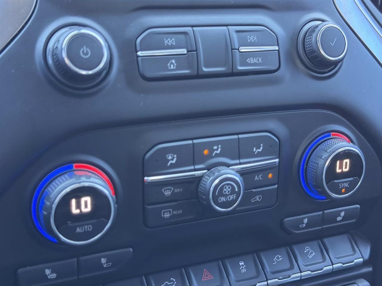 Chevrolet Silverado 1500 4WD Crew Cab 147" RST 2021