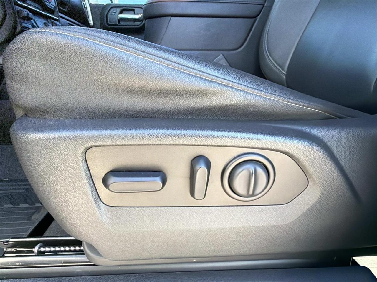 Chevrolet Silverado 1500 4WD Crew Cab 147" RST 2021