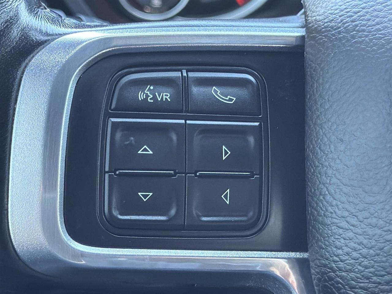 RAM 2500 Laramie 4x4 Crew Cab 6'4" Box 2019