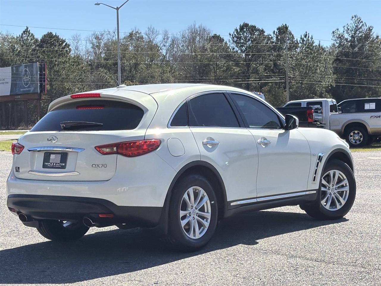 Infiniti QX70 RWD 4dr 2014