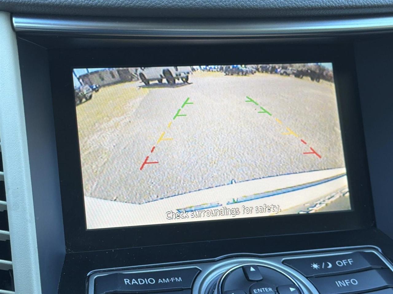 Infiniti QX70 RWD 4dr 2014