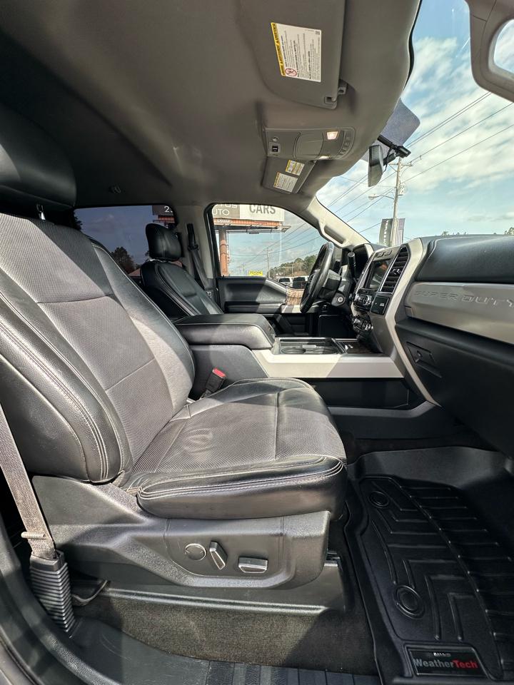 Ford Super Duty F-250 SRW Lariat 4WD Crew Cab 6.75' Box 2017