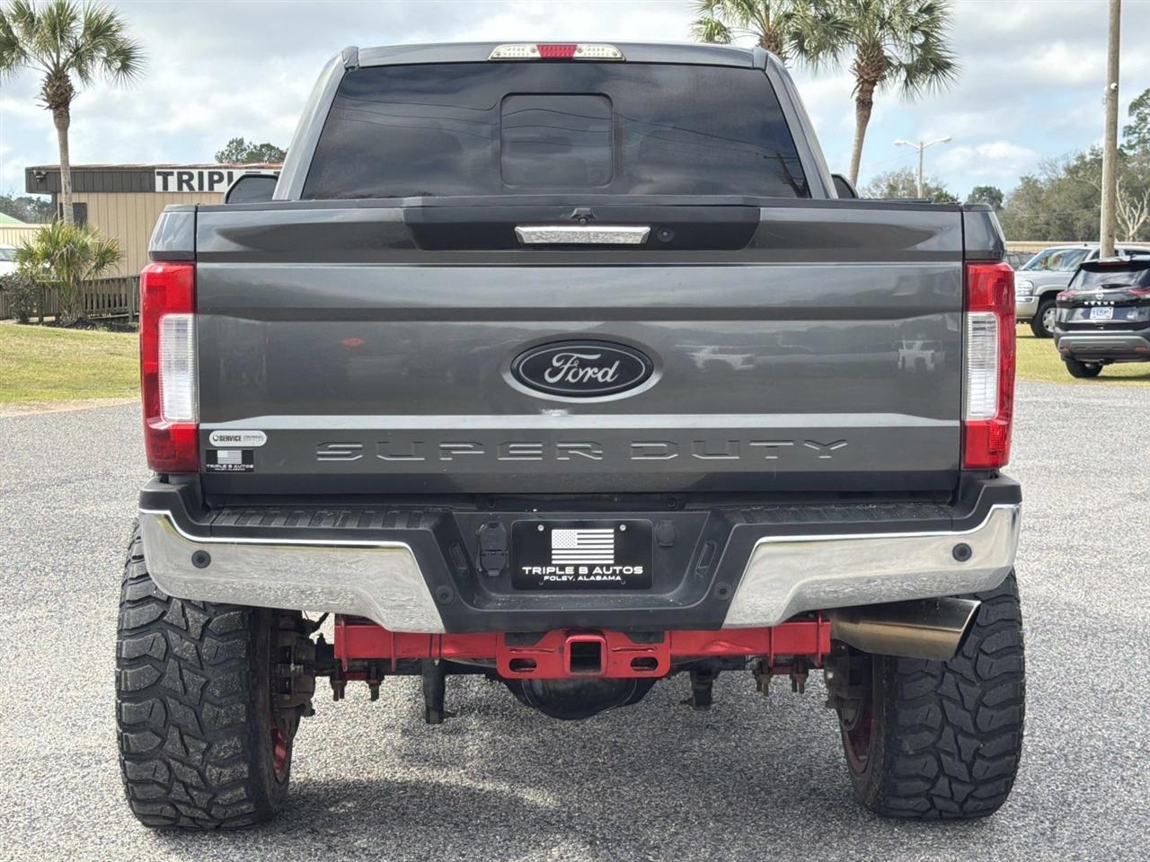 Ford Super Duty F-250 SRW Lariat 4WD Crew Cab 6.75' Box 2017