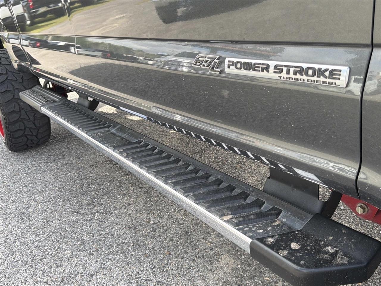 Ford Super Duty F-250 SRW Lariat 4WD Crew Cab 6.75' Box 2017