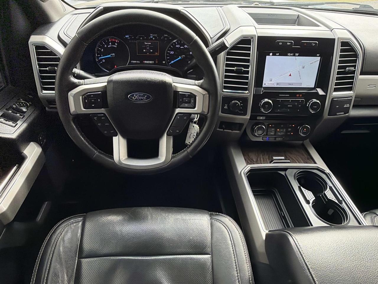 Ford Super Duty F-250 SRW Lariat 4WD Crew Cab 6.75' Box 2017