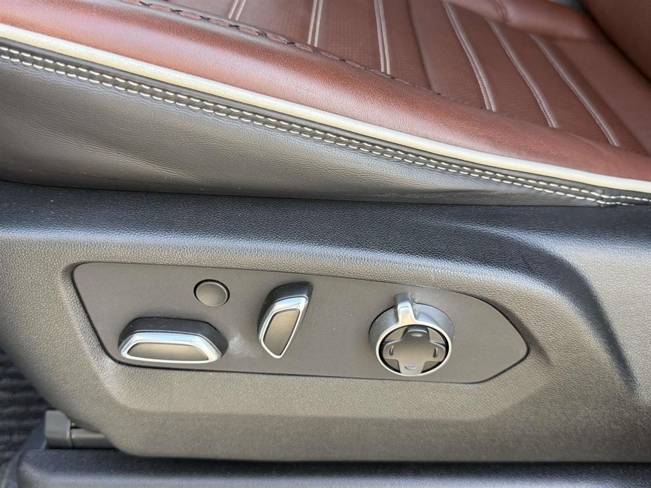 GMC Yukon 4WD 4dr Denali Ultimate 2024