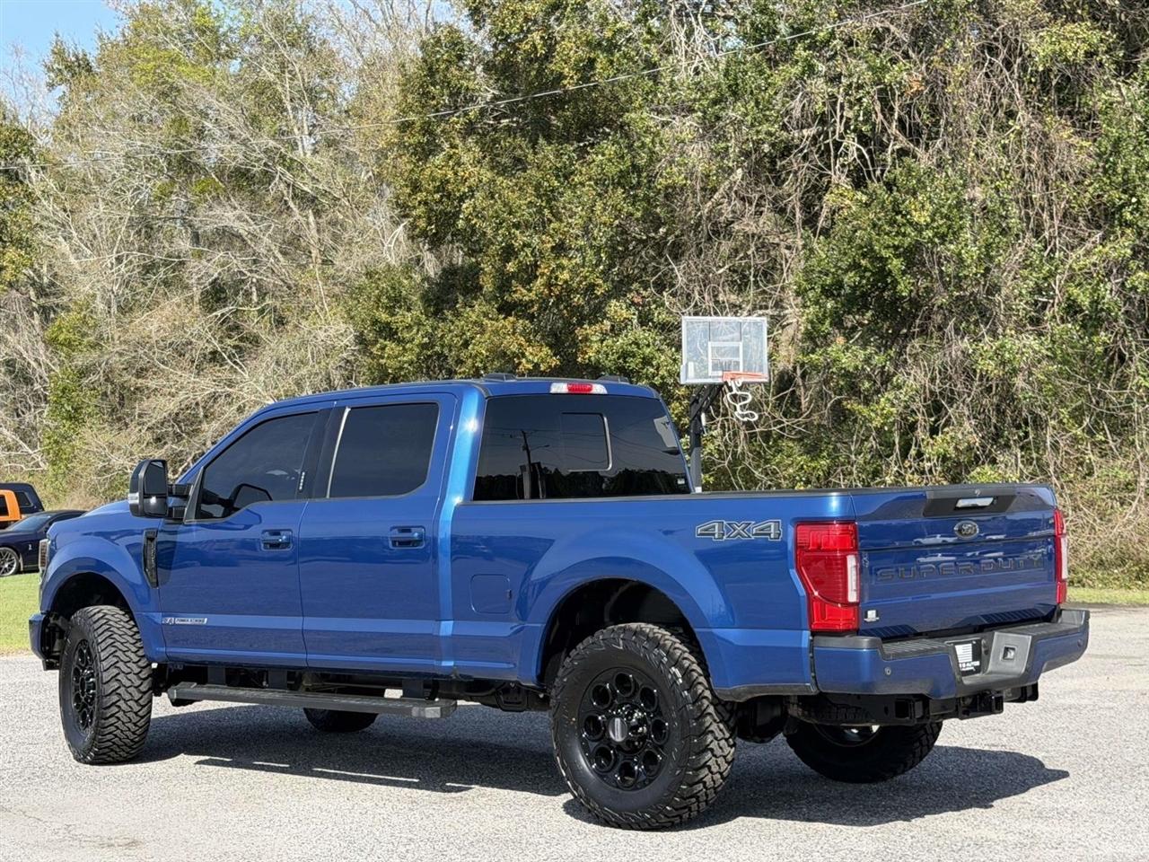 Ford Super Duty F-250 SRW Lariat 4WD Crew Cab 6.75' Box 2022