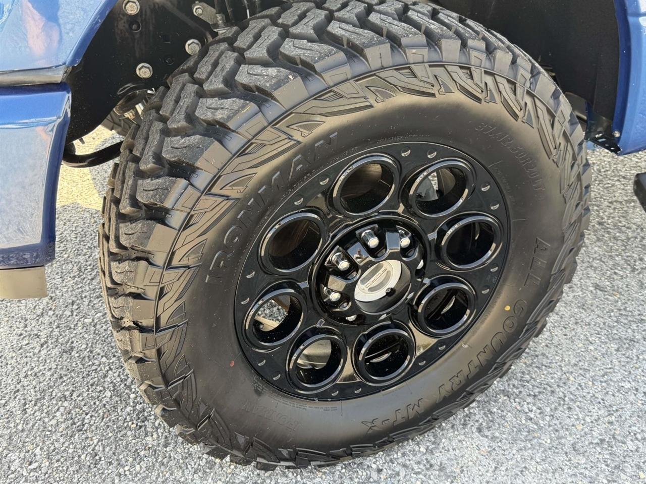 Ford Super Duty F-250 SRW Lariat 4WD Crew Cab 6.75' Box 2022