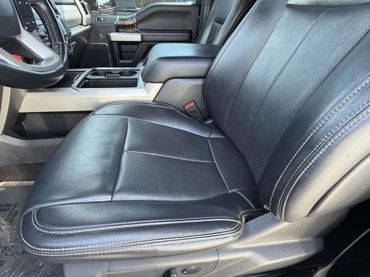 Ford Super Duty F-250 SRW Lariat 4WD Crew Cab 6.75' Box 2022