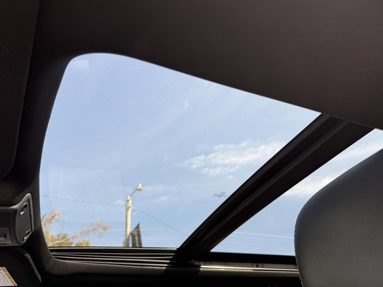 Ford Super Duty F-250 SRW Lariat 4WD Crew Cab 6.75' Box 2022