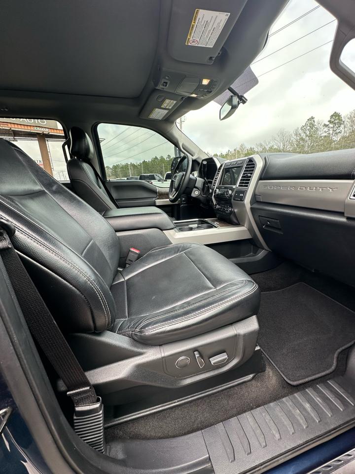 Ford Super Duty F-250 SRW Lariat 4WD Crew Cab 6.75' Box 2017