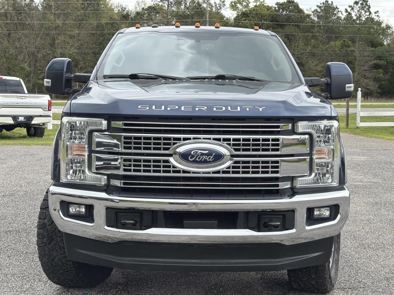 Ford Super Duty F-250 SRW Lariat 4WD Crew Cab 6.75' Box 2017