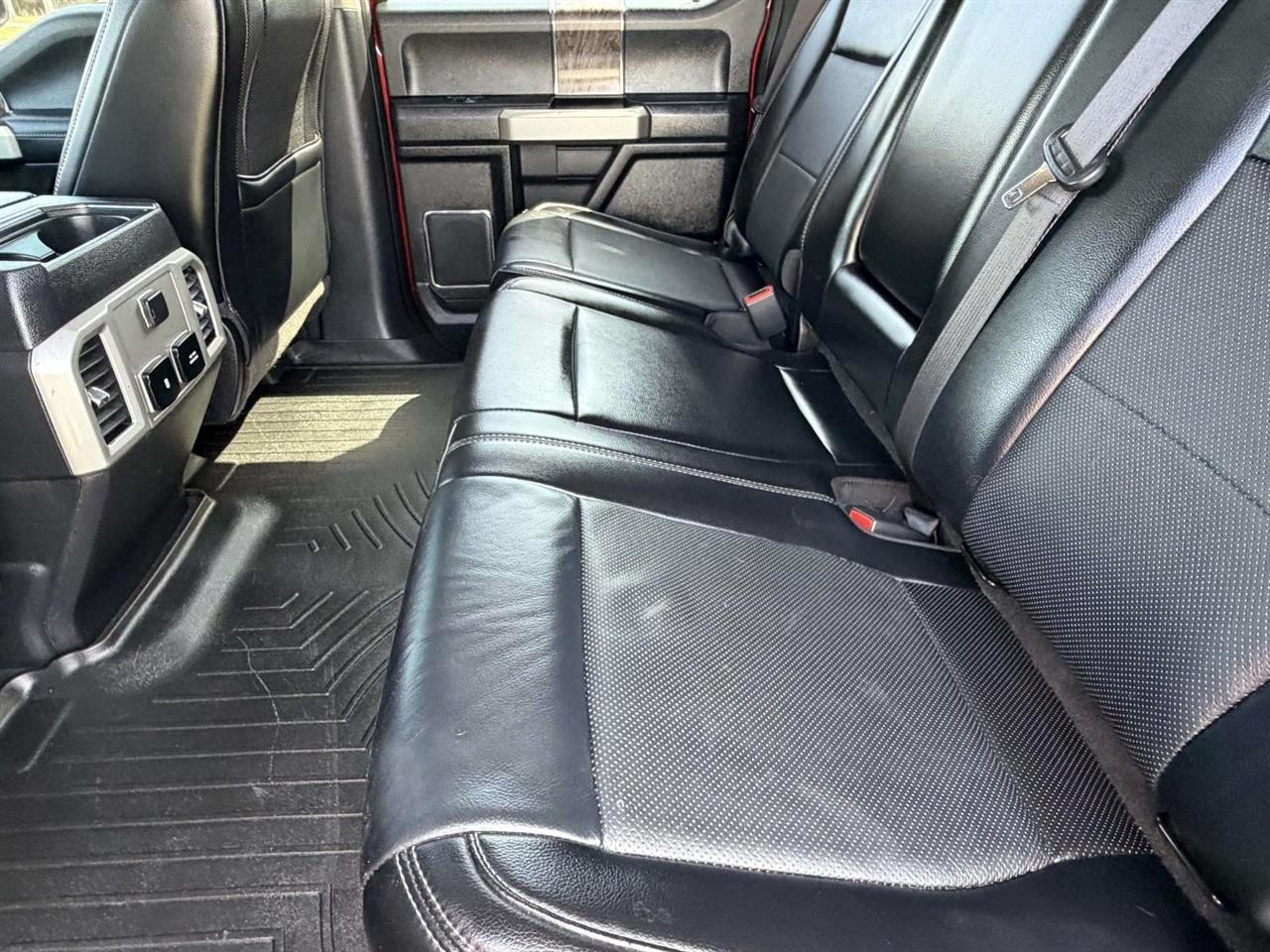 Ford Super Duty F-250 SRW Lariat 4WD Crew Cab 6.75' Box 2019