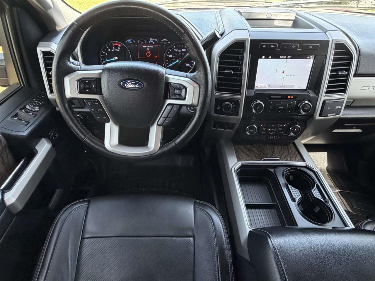 Ford Super Duty F-250 SRW Lariat 4WD Crew Cab 6.75' Box 2019