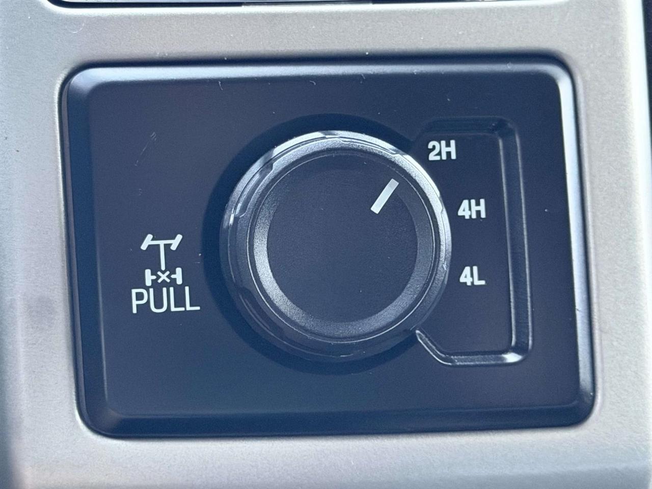 Ford Super Duty F-250 SRW Lariat 4WD Crew Cab 6.75' Box 2019