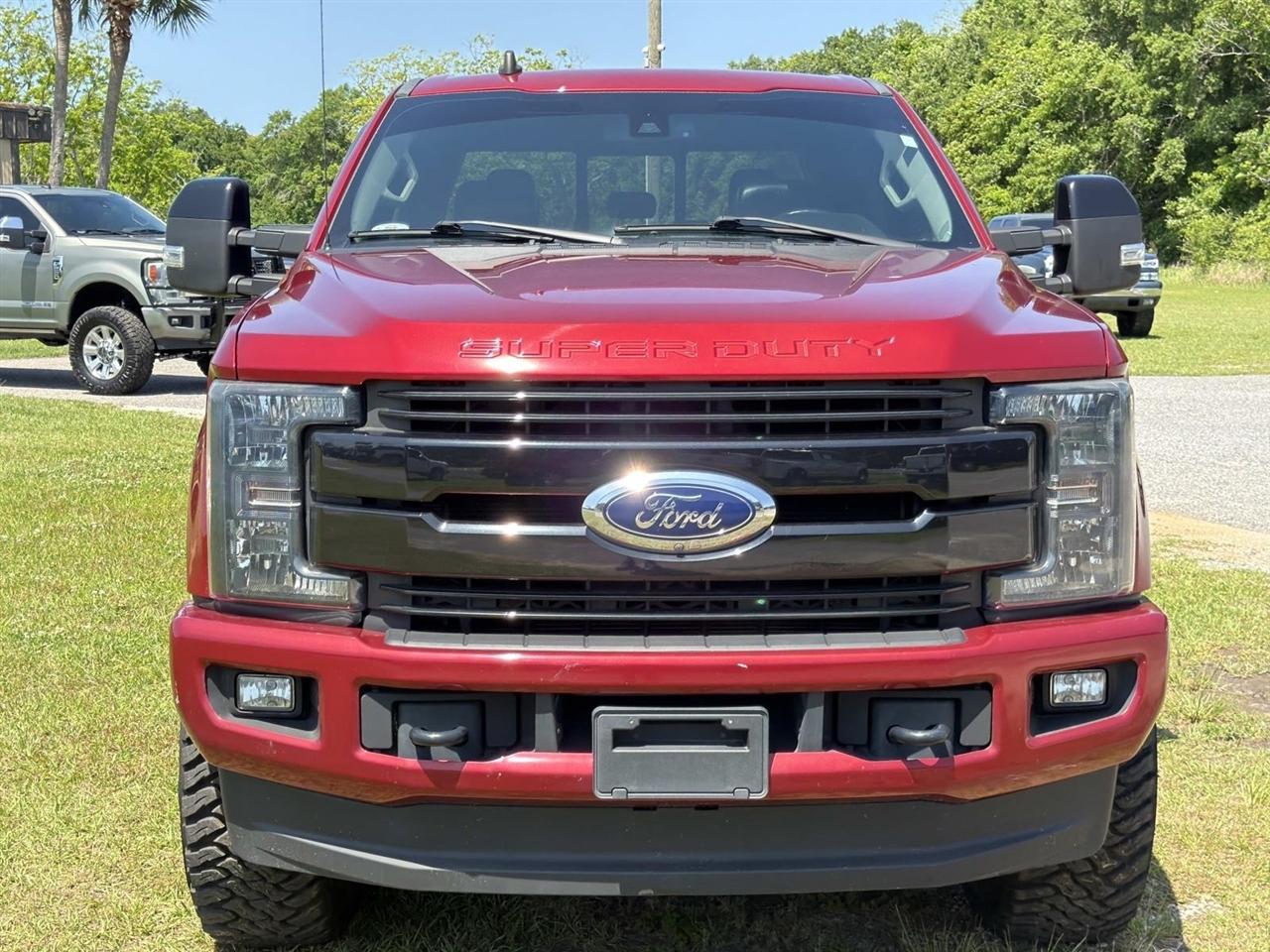Ford Super Duty F-250 SRW Lariat 4WD Crew Cab 6.75' Box 2019