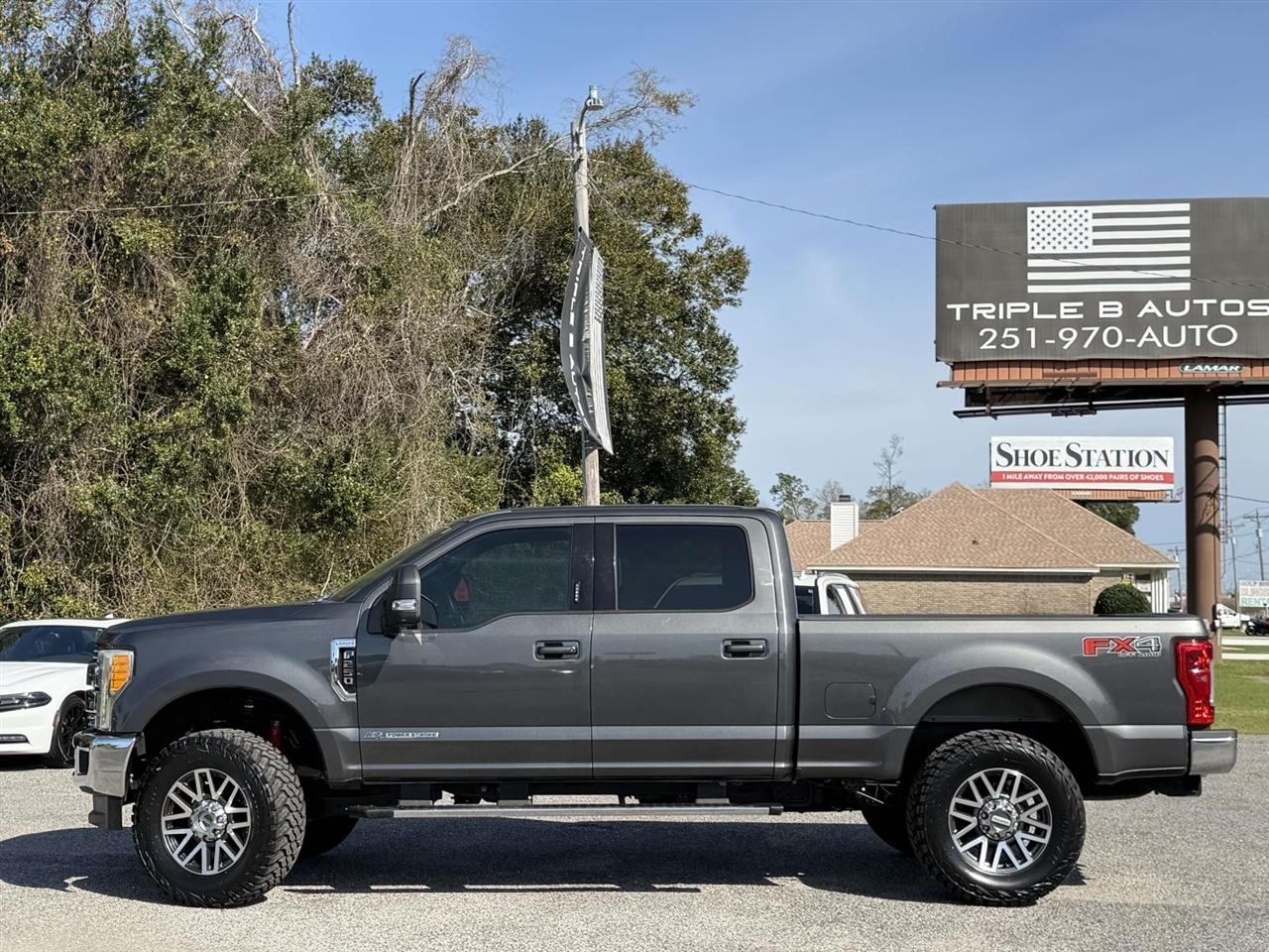 Ford Super Duty F-250 SRW King Ranch 4WD Crew Cab 8' Box 2017