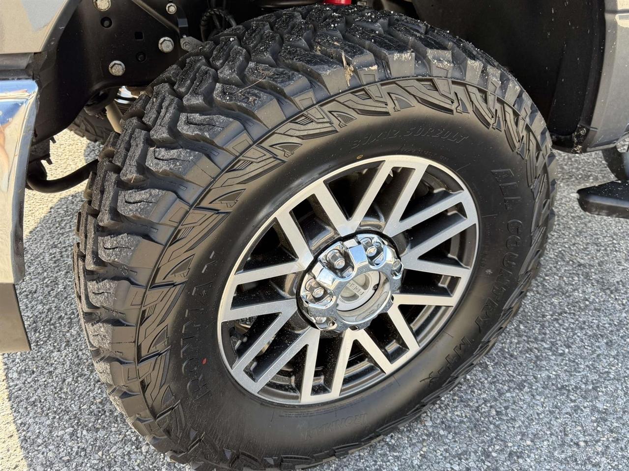 Ford Super Duty F-250 SRW King Ranch 4WD Crew Cab 8' Box 2017