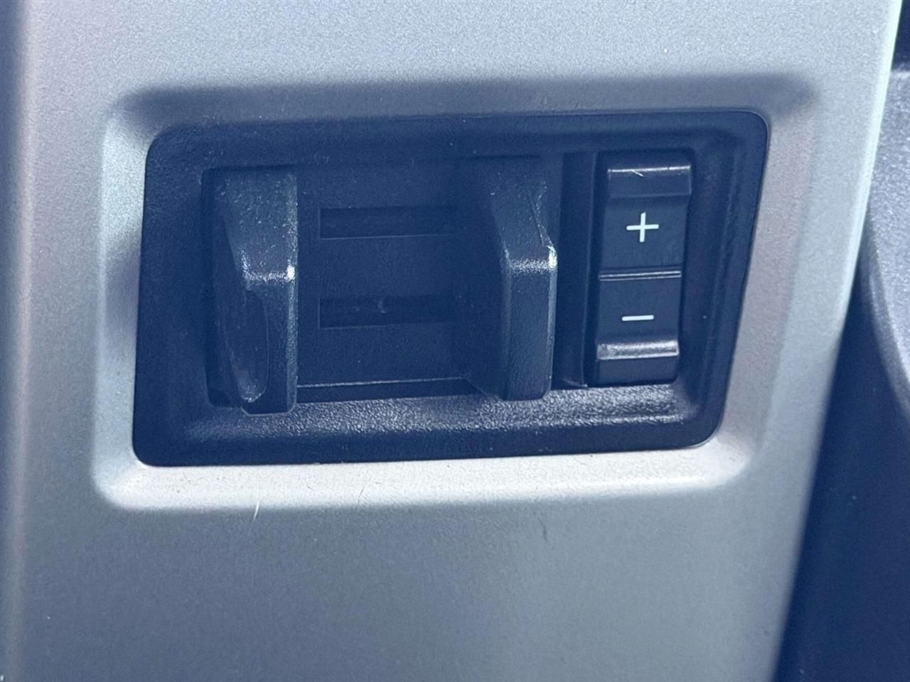 Ford Super Duty F-250 SRW King Ranch 4WD Crew Cab 8' Box 2017