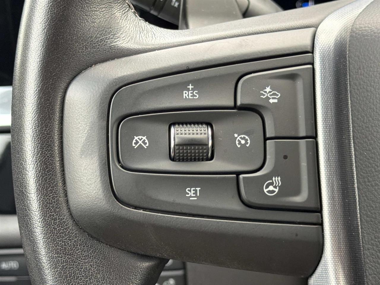 GMC Sierra 1500 4WD Crew Cab 147" SLT 2023