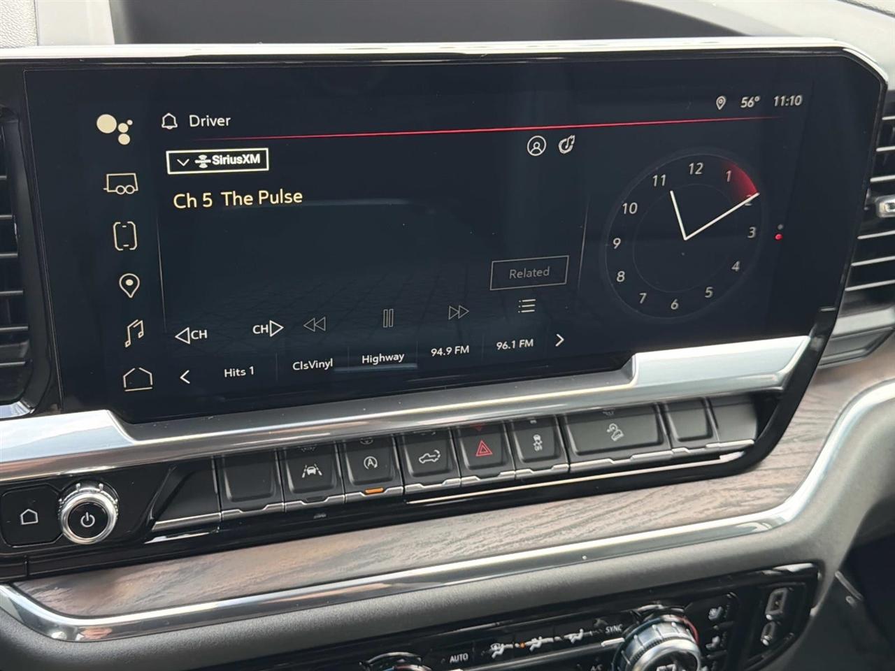 GMC Sierra 1500 4WD Crew Cab 147" SLT 2023